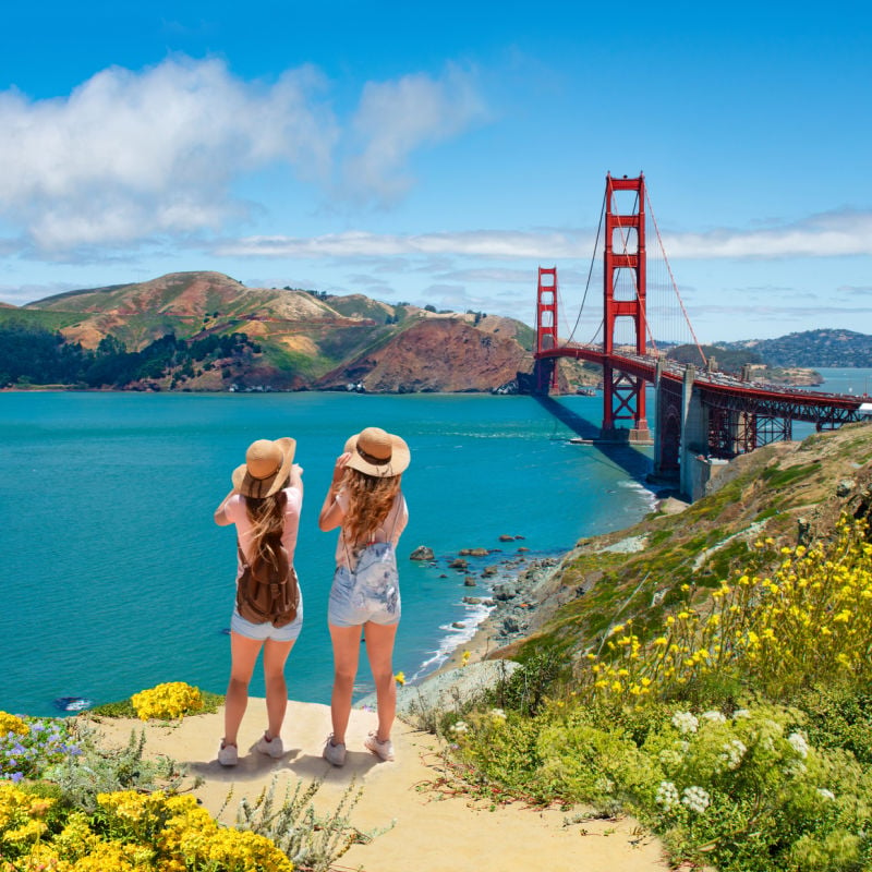 tourists at san francisco bay