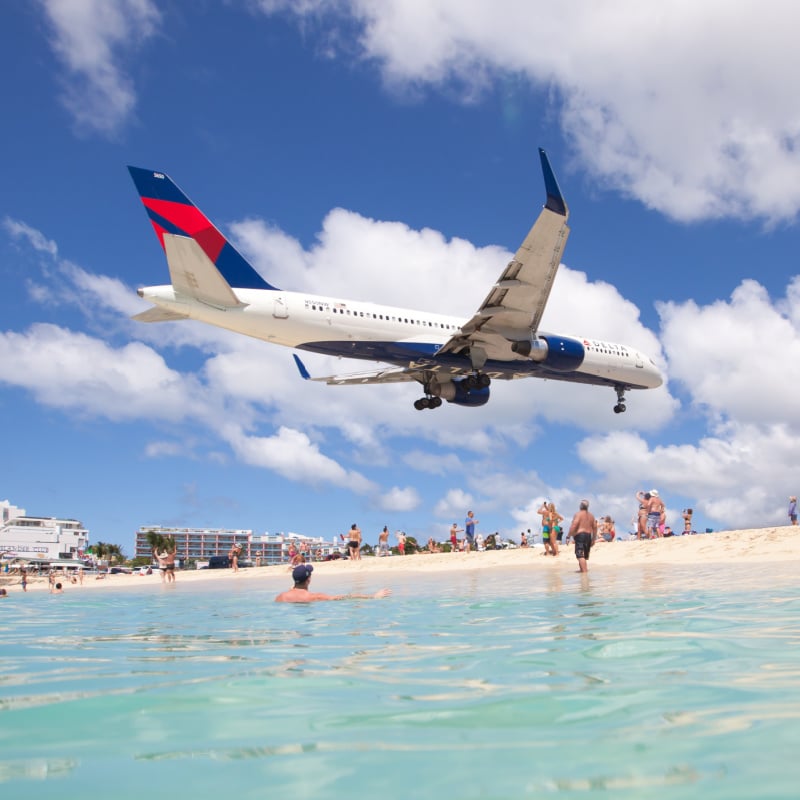 Delta Plane Flying Over St. Maarten