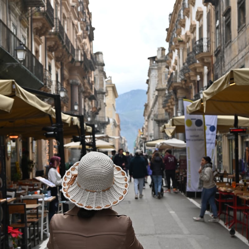 Woman in search of Sicilian food