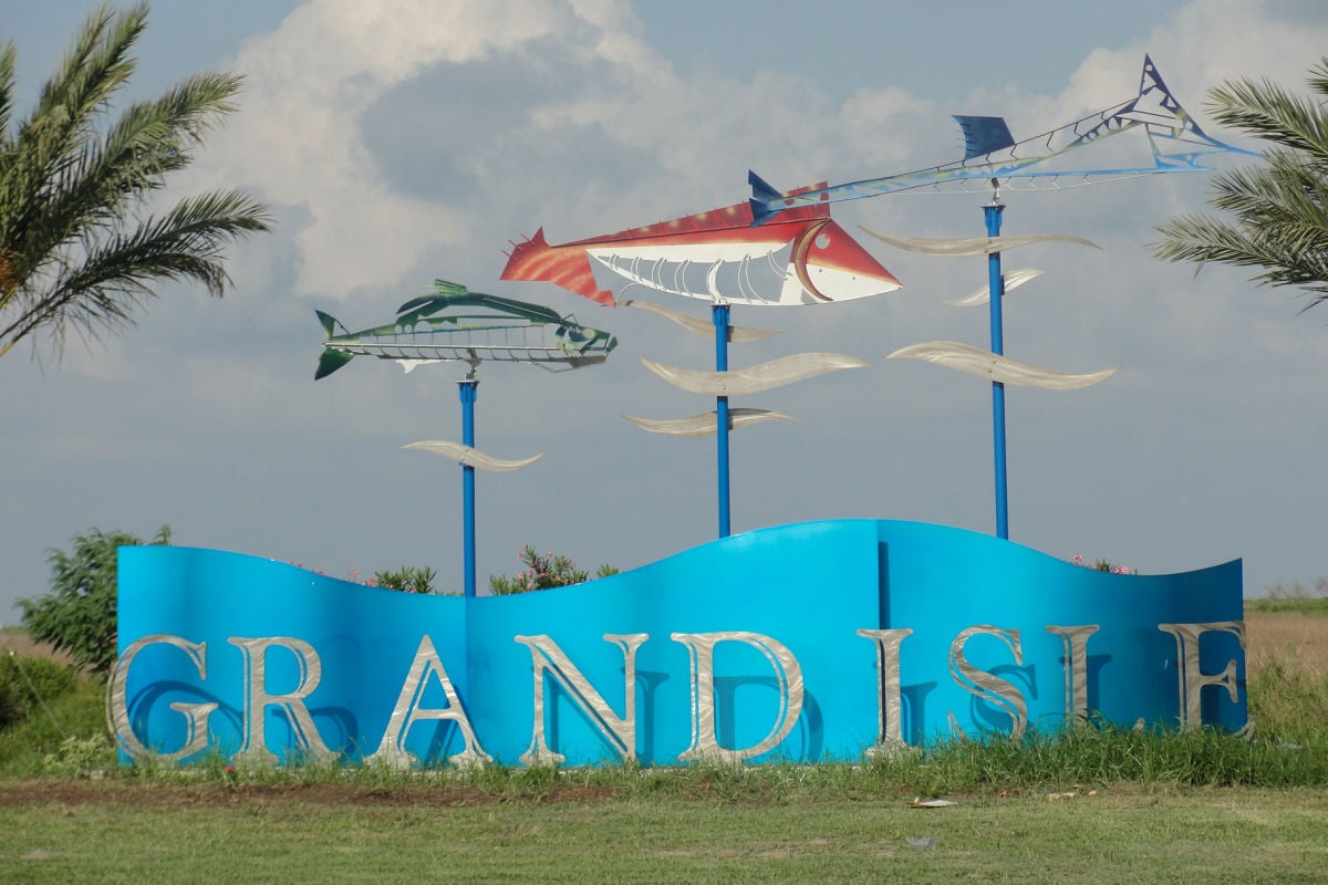 Grand Isle Louisiana sign